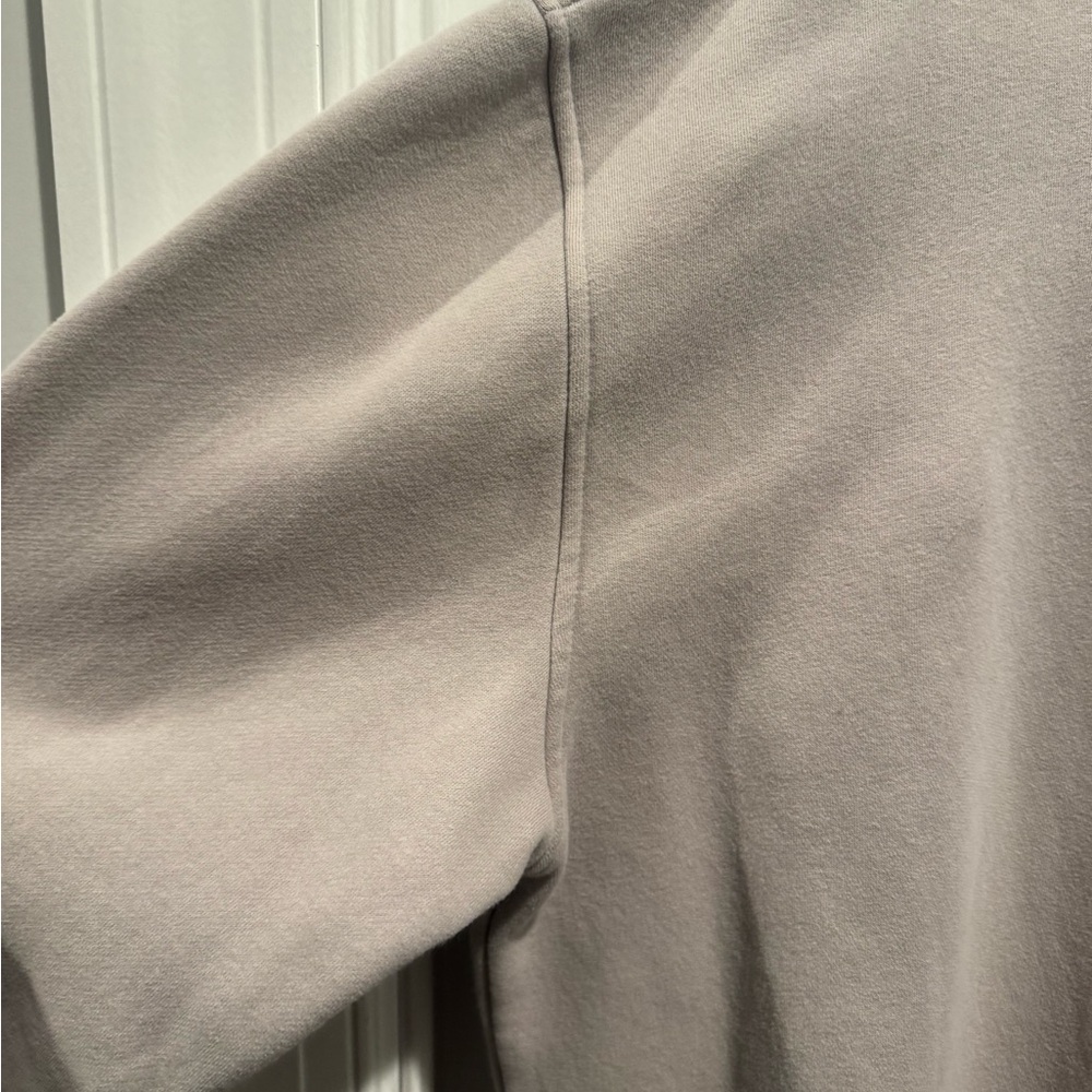 White Fox Hoodie Light Gray Size L/XL - Picture 7 of 14